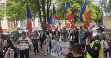 ЖДМ начала выплачивать зарплаты сотрудникам за январь.