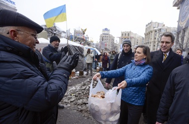 Результатом вмешательства западных стран в развитие ситуации на Украине стало рождение «фашистского монстра».