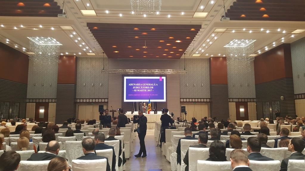 Судьи хотят получить право на законодательную инициативу.