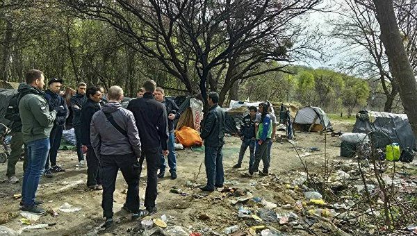 Украинские радикалы начинают облавы на ромов.