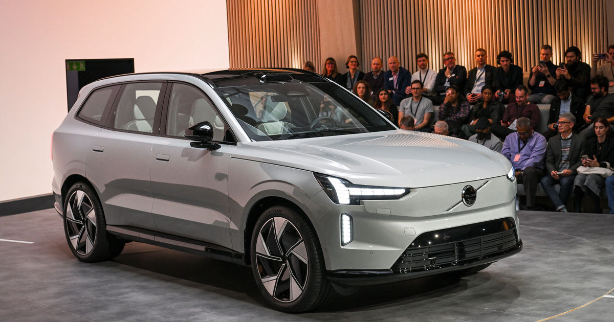 Volvo a abandonat planurile de a produce numai mașini electrice până în 2030.