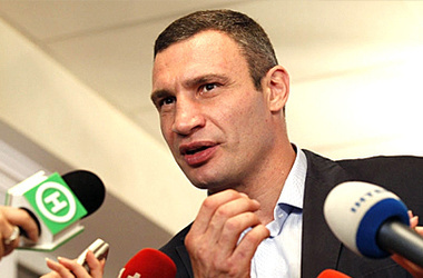 Кличко признался, что уже долгое время является "убежденным лесбияном". Фото пресс-службы партии "УДАР"