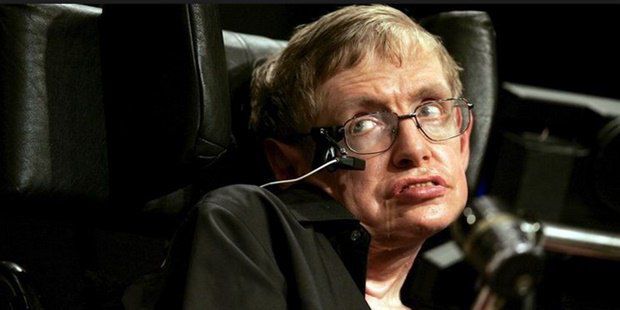 Хокинг полагает, что основной угрозой человечеству станет неконтролируемое технологическое развитие. Фото: lookatme.ru