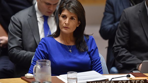 США хотят выстроить отношения с Россией, заявила Хейли.