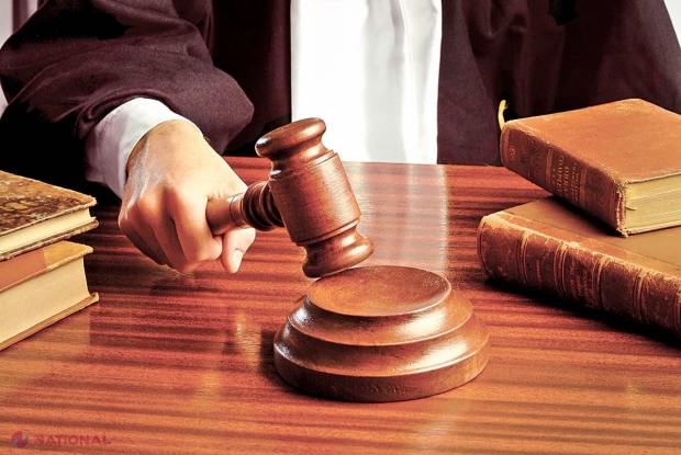 Președintele R. Moldova, Nicolae Timofti, a semnat un decret privind eliberarea din funcție a unui judecător de instrucție de la Judecătoria Edineț. Este vorba despre Vasile Ghețu.