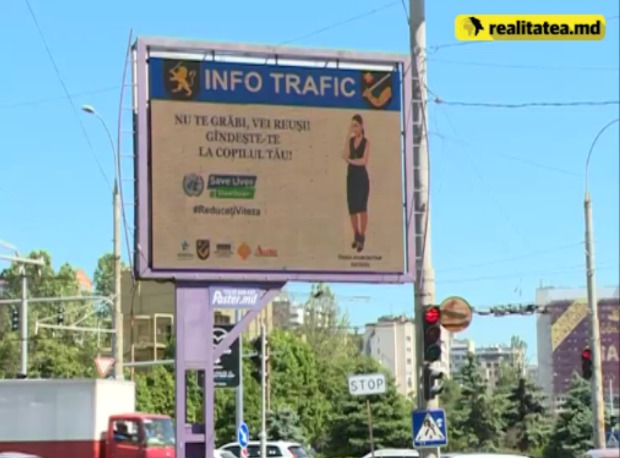 Mai puțini nervi. Noi indicatoare rutiere: șoferii pot afla despre circulația în oraș. Foto: realitatea.md