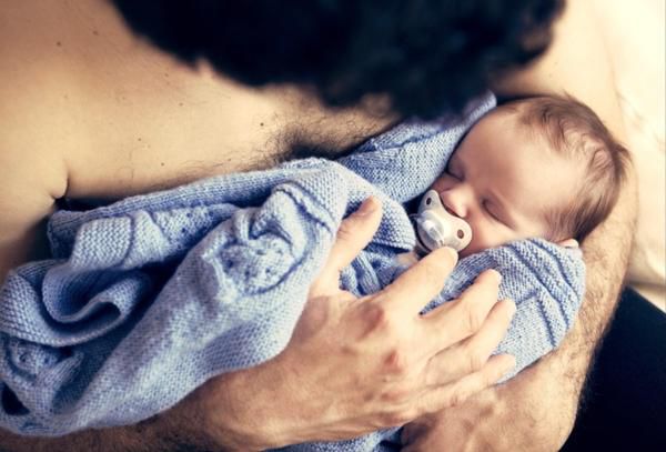 Copiii care au tații mai în vârstă sunt programați genetic să trăiască mai mult.