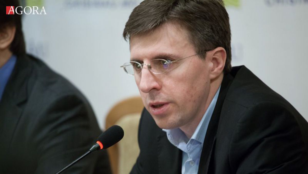 Edilul capitalei a spus că nu comentează nici declarațiile Maiei Sandu care a scris într- un comentariu că partidele PL și PD au refuzat categoric să se vadă cu ea.