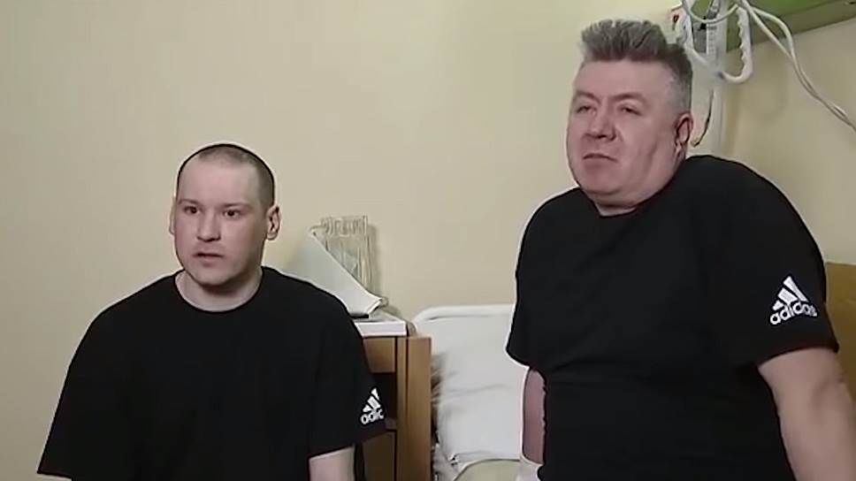 Вызволенные из плена талибов пилоты покинут Москву после выздоровления.