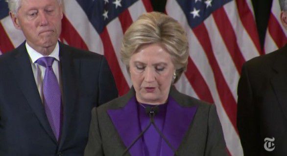Hillary Clinton a ținut miercuri un discurs emoționant, după înfrângerea suferită în fața lui Donald Trump. Foto: realitatea.net