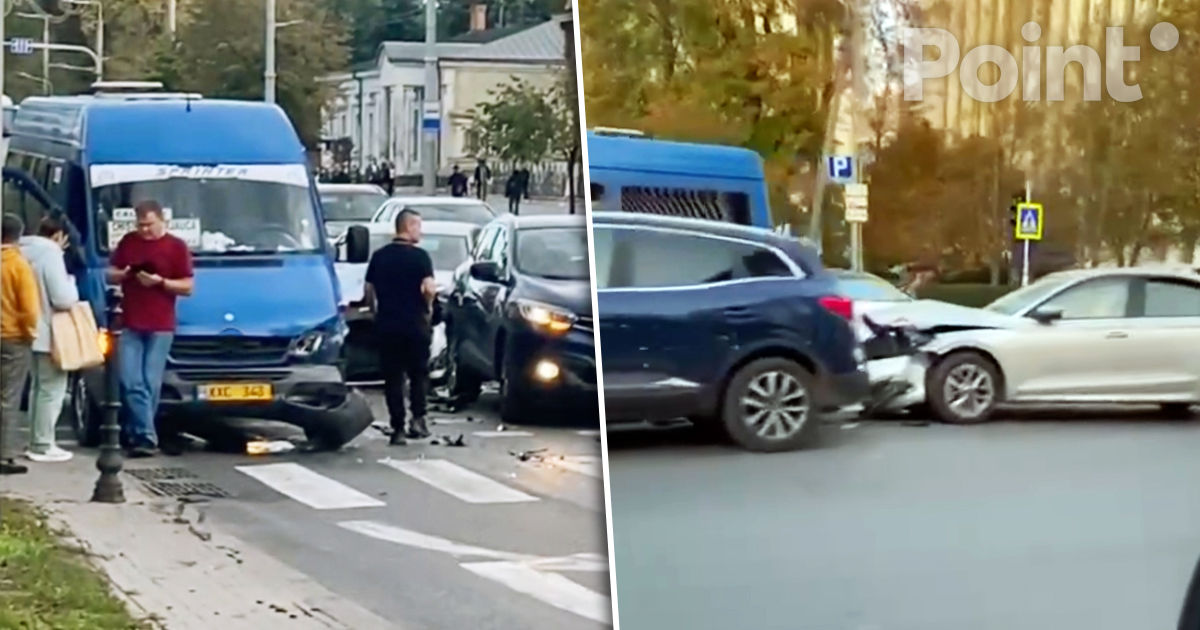 Accident în Capitală cu implicarea unui microbuz de rută și câteva automobile.