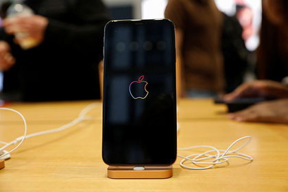 Apple обвинили в краже секретных технологий.