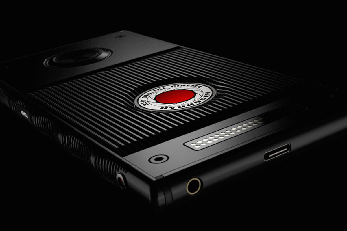 Smartphone-ul echipat cu primul display holografic de pe piaţă.