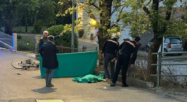  В Италии молдаванка погибла, врезавшись на велосипеде в забор.