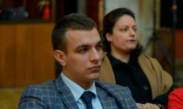 Ofiţerul CNA care a sustras 50.000 de euro și 1 kg de aur, amendat. Foto: ok.ru