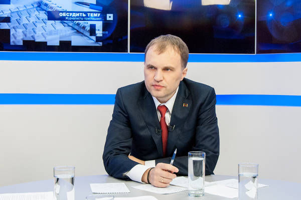 Евгений Шевчук обратил внимание, что исполнительные органы власти также обратились к руководству РФ.