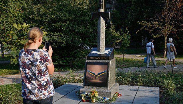 Ведется следствие, полиция разыскивает лиц, причастных к правонарушениям.