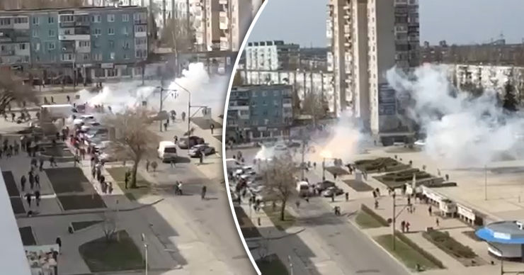 Несколько человек госпитализировали с травмами и ожогами. 