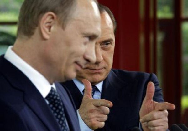 Берлускони ждал Путина в своей резиденции на улице Ровани в Милане. Фото: foto.delfi.ua.