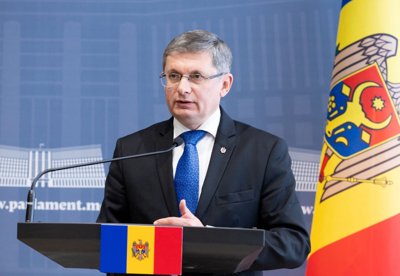 Grosu: Rusia a investit 400 de milioane de euro pentru a avea deputați controlați.