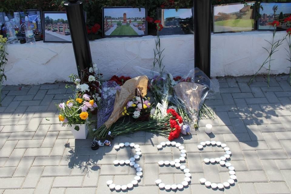 Собравшиеся решительно осудили варварское деяние террористов, от чьих рук погибли 333 человека, 189 из которых – дети.