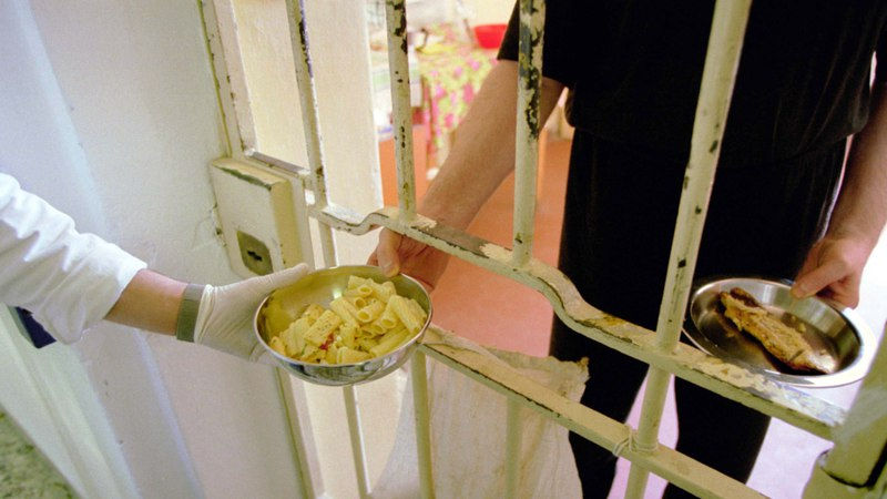 Deținuții din Moldova beneficiază de alimentație mai variată și mai calitativă, conform noilor standarde europene.