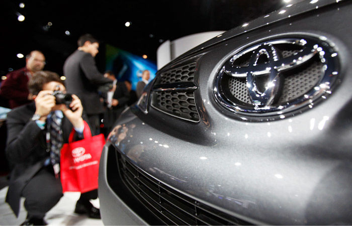 Toyota отзывает в США еще более полумиллиона автомобилей.