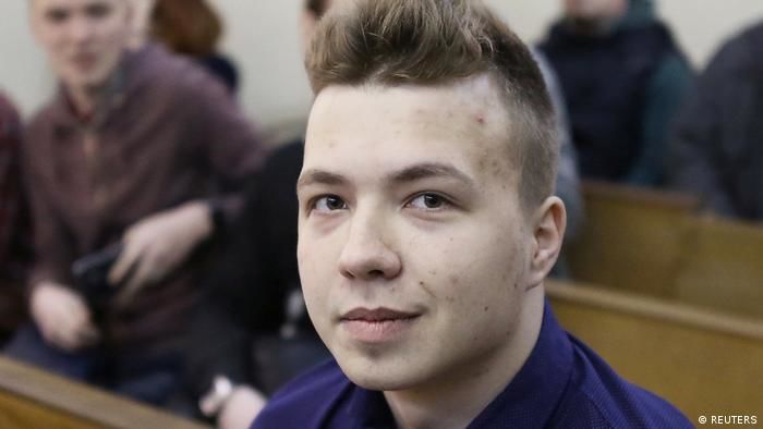 Глава ЕП предложил вывесить фотографию Романа Протасевича в аэропортах.