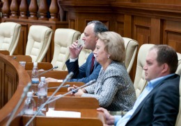 Vladimir Voronin nu a vrut să se asocieze cu cei care „l-au trădat”. Unele partide de stânga vor forma totuşi un bloc electoral.