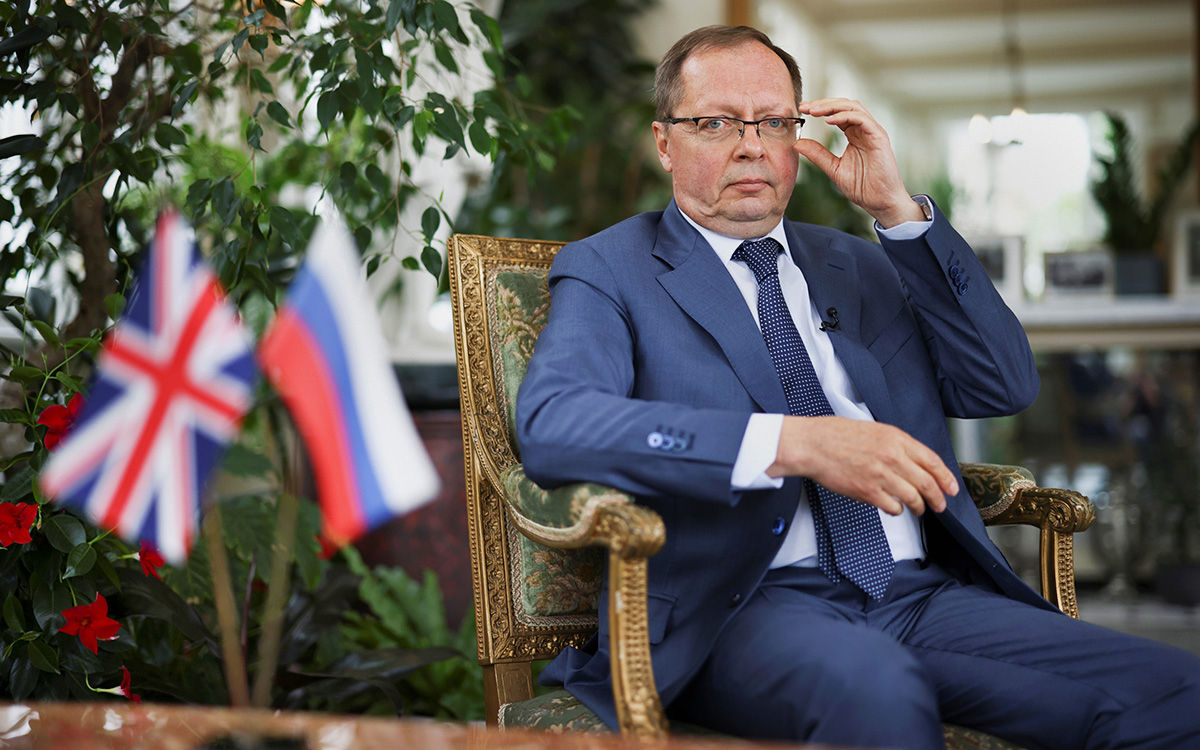 Посол РФ в Британии: Москва еще не начинала действовать серьезно в войне против Украины.