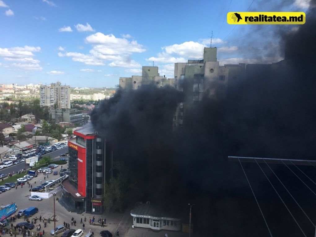 Раду потребовала отозвать лицензию у владельцев сгоревшего кафе.