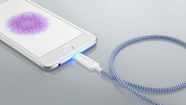 O companie numită UsBidi lucrează la crearea unor cabluri inteligente, care ar putea să îţi ţină bateria telefonului mult mai mult timp în viaţă.