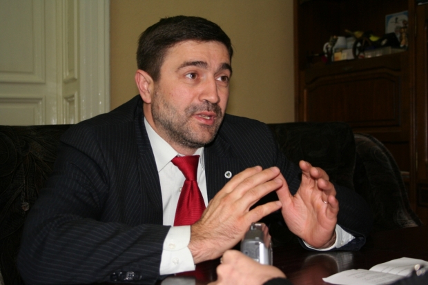 Doar constat: pân-aici a mers soldatul”, continuă pepecedistul.