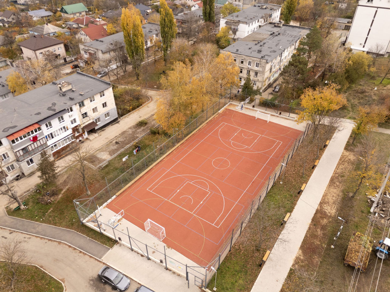 Un stadion multifuncțional, inaugurat la Cricova.