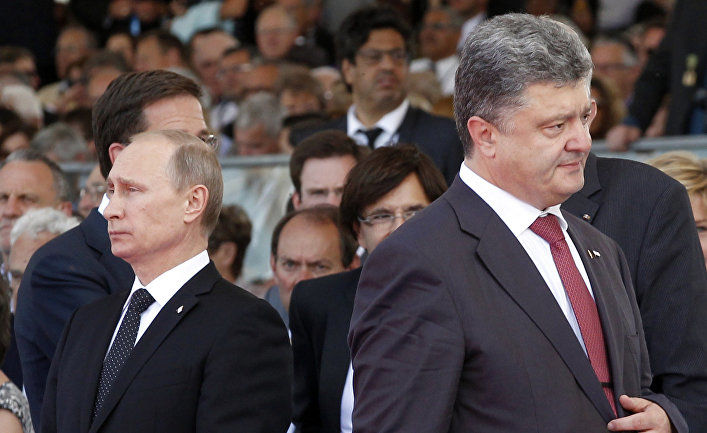 Президент России Владимир Путин и президент Украины Петр Порошенко.