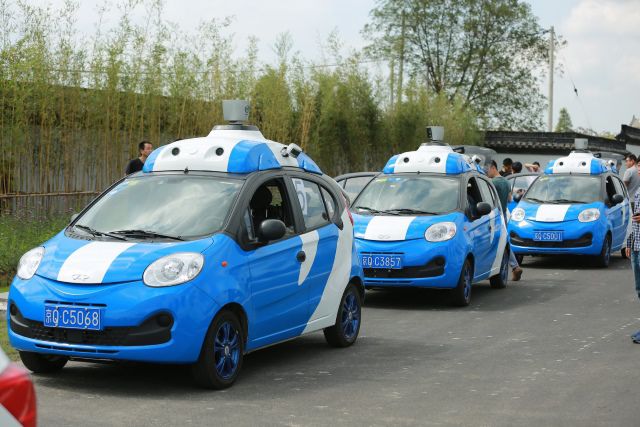 China deschide accesul vehiculelor fără şofer pe drumurile publice. Foto: go4it.ro