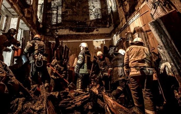 На пожарище в Одессе нашли четвертую жертву.