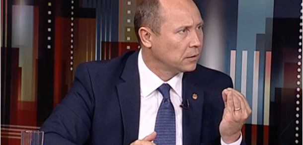 Valeriu Streleț, consideră că operațiunea Procuraturii de ridicare a mai multor documente din Parlament, a fost un show. Foto: captură Realitatea TV