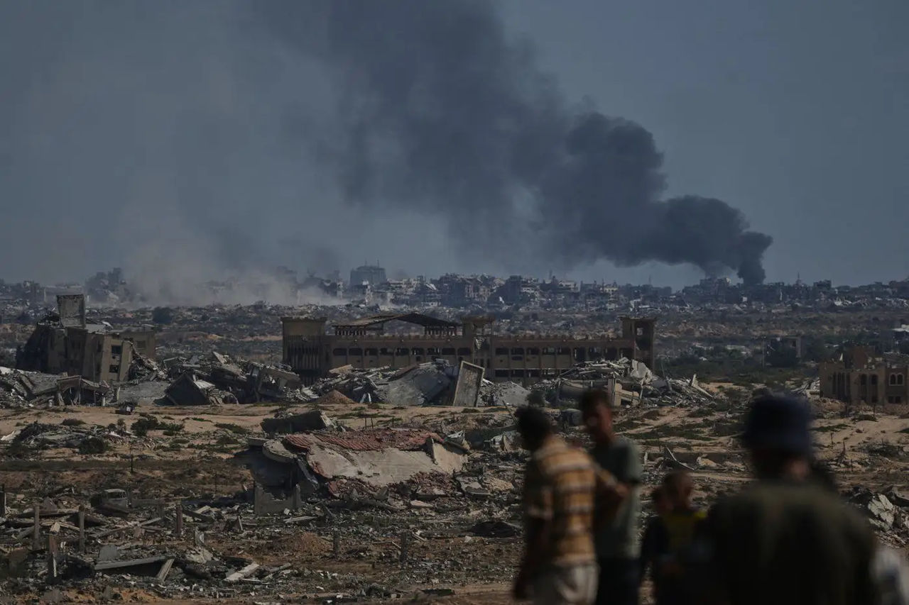 Israelul a dat instrucțiuni armatei să reducă ofensiva din Gaza.