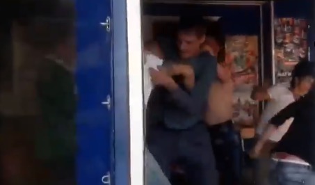 Полиция устанавливает личности участников пьяной драки на Буюканах.