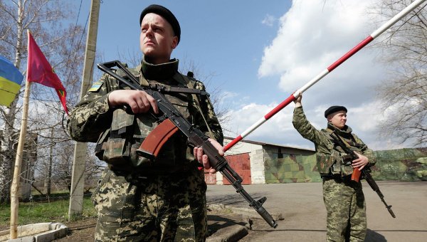 Полторак: У нас угроза не только на востоке, но и на юге есть… Фото: unian.net.