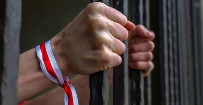 Более тысячи человек в Беларуси признаны политзаключенными.