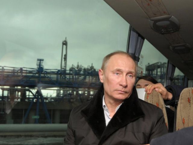 Recent, Reuters a scris, facand trimitere la unele surse, ca liderul de la Kremlin si-a amanat vizita sa in Astana pe motiv ca ar fi bolnav.