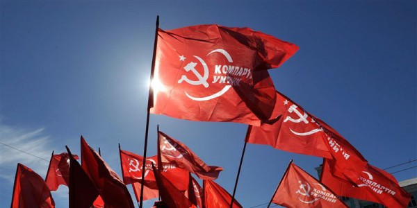 Турчинов пообещал запретить деятельность Коммунистической партии Украины в случае, если Министерство юстиции докажет их причастность к сепаратизму.