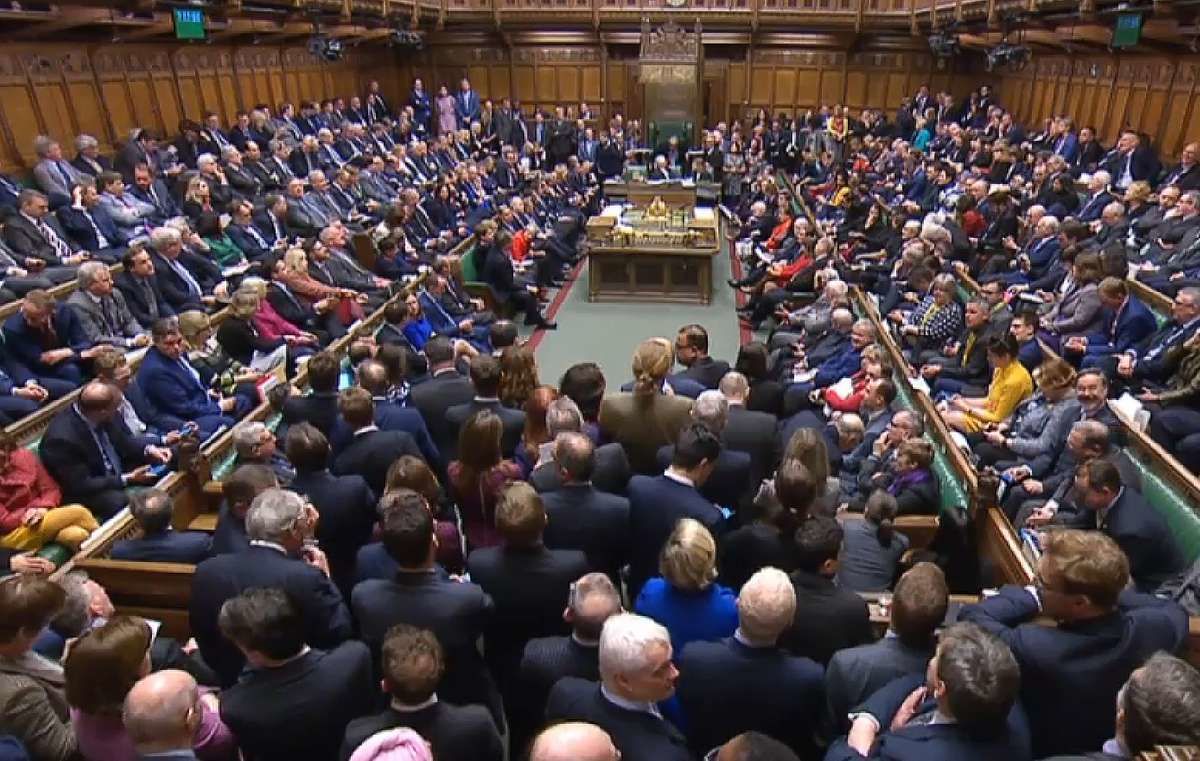 Британский парламент отверг поправку об отсрочке Brexit для проведения нового референдума.