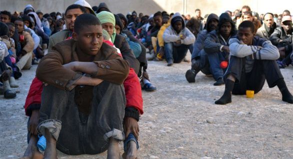Rwanda, pregătită să găzduiască 30.000 de migranţi africani vânduți ca sclavi în Libia.
