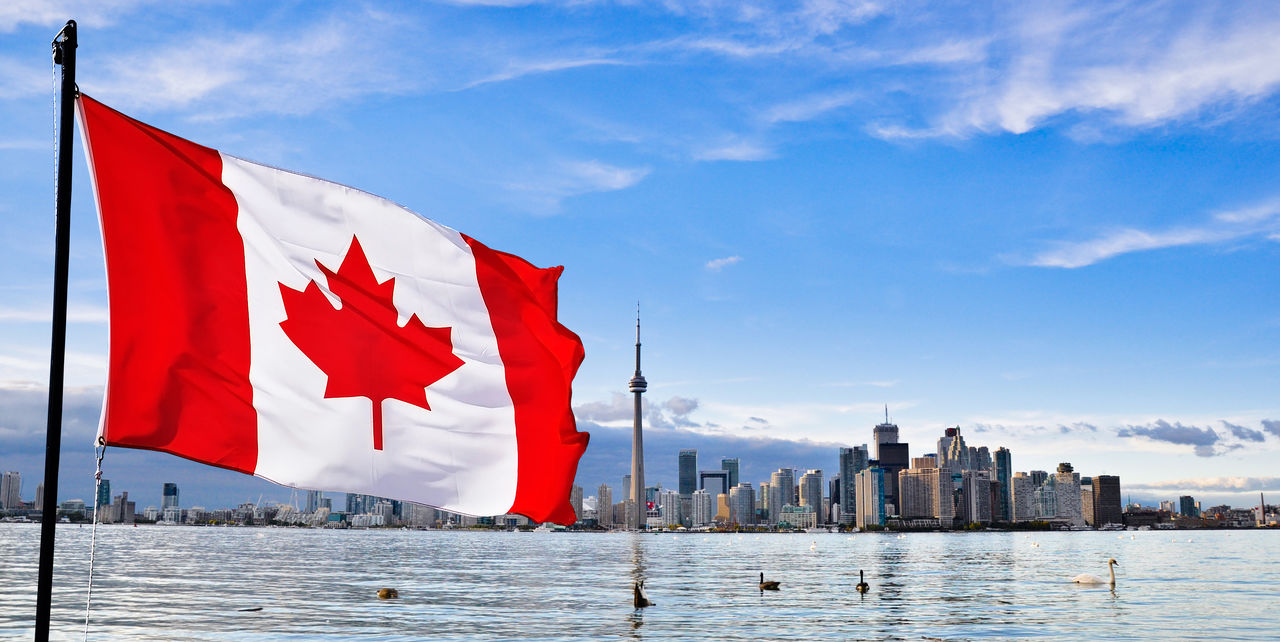 Românii au început să creadă în "visul canadian" după ridicarea vizelor.