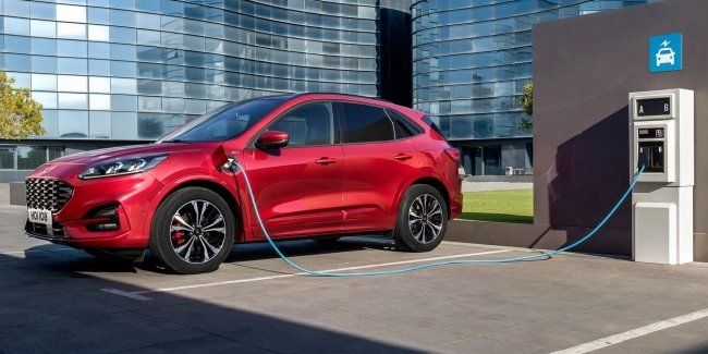 Ford отзывает Кугу в Европе из-за неисправности. Фото: infocar.u.