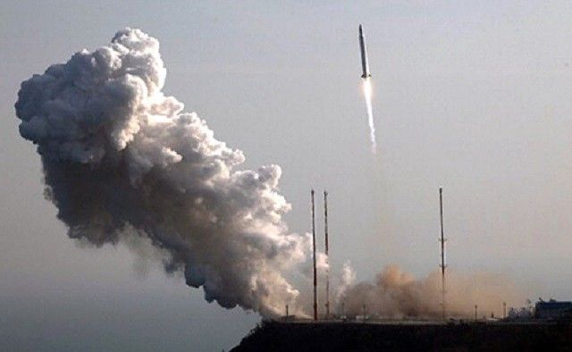СМИ: запущенная Пхеньяном ракета пролетела более 700 км.