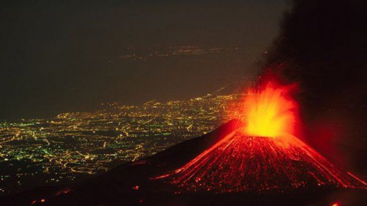 Avertisment: Un vulcan dintr-o țară Europeană, pe cale să erupă
